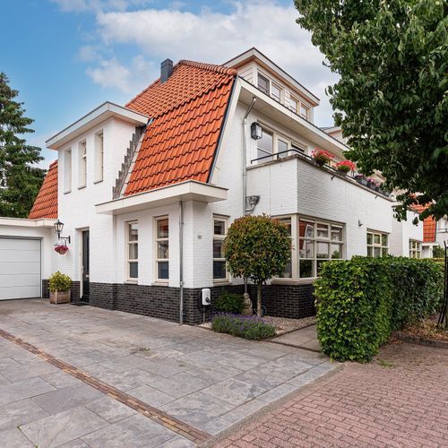 Cornelis De Ruijterhof 8, Baarn foto-1