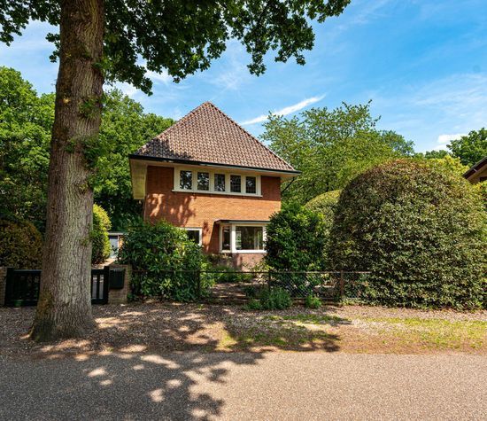 Ferdinand Huycklaan 6, Baarn