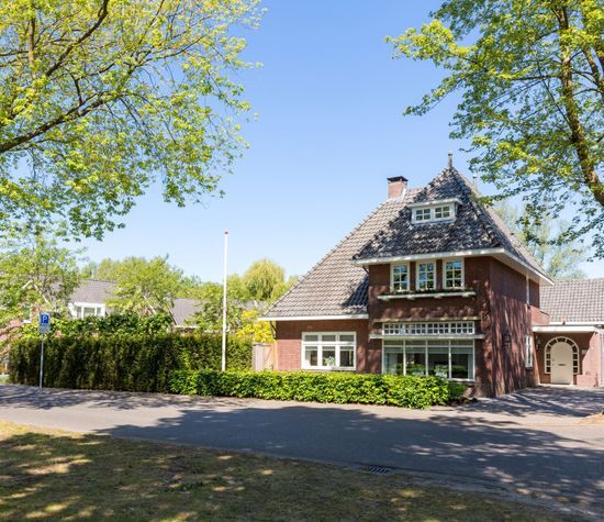 Burg. Canterslaan 50, Oisterwijk