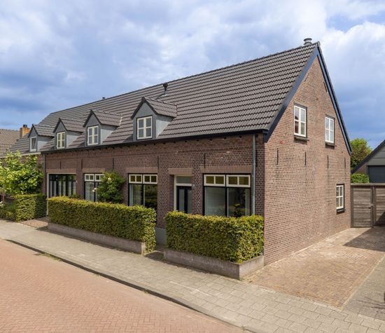 Kapelstraat-Noord 102, Veldhoven