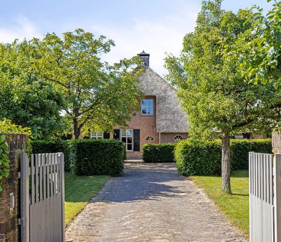 Middenweg 2, Haren
