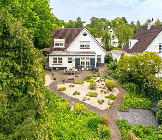 Abtspoelhof 11, Oegstgeest