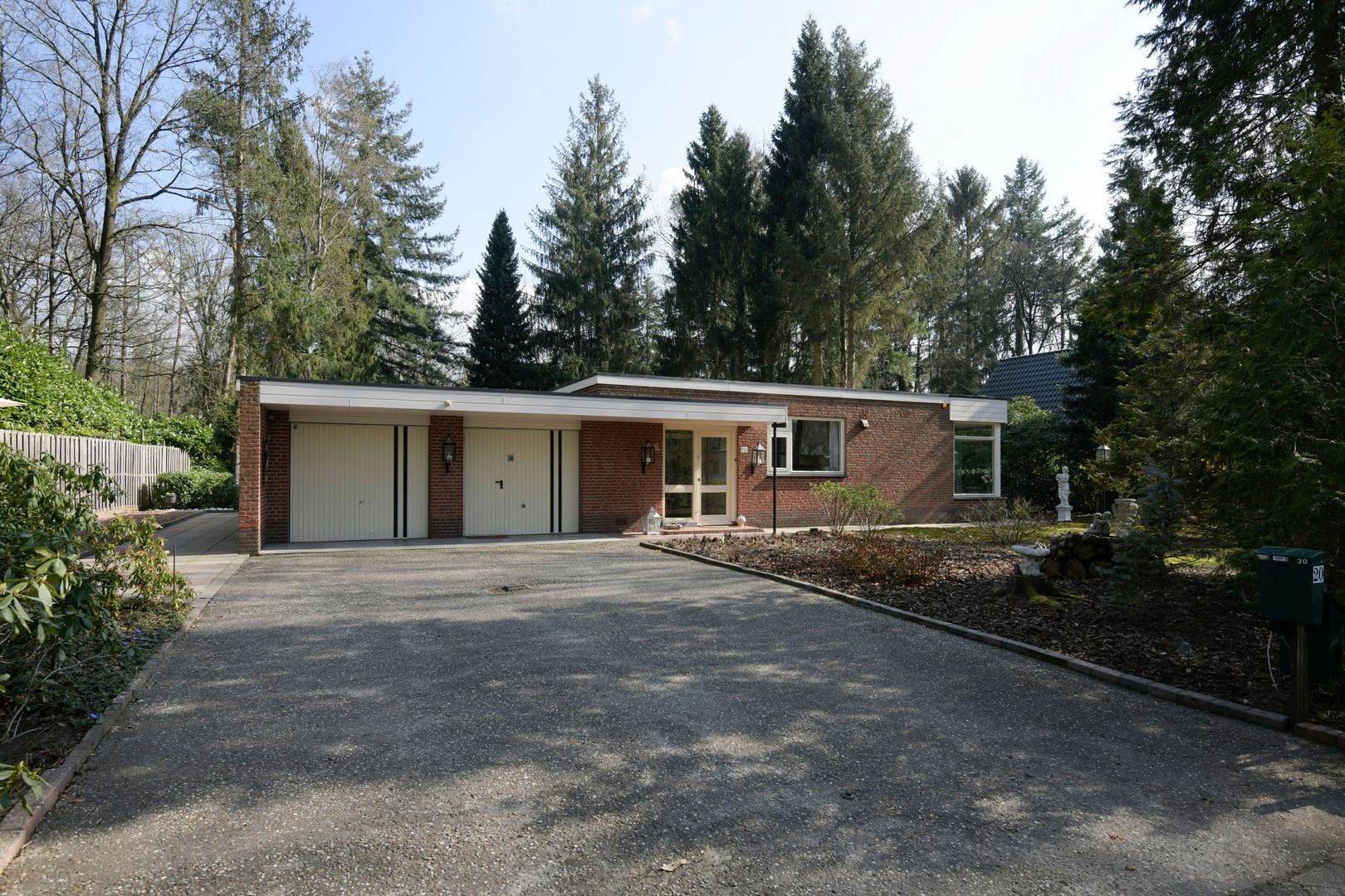 Nieuwe Laaklaan 20, Putten foto-1