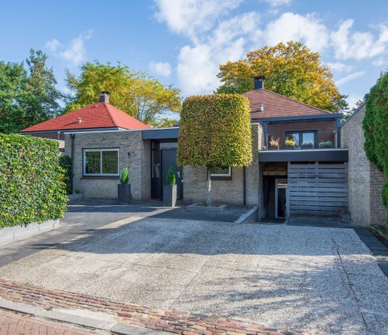 Meinwerkstraat 12, Putten