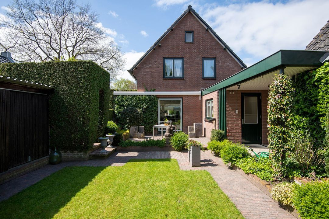 Torenlaan 2, Putten foto-2