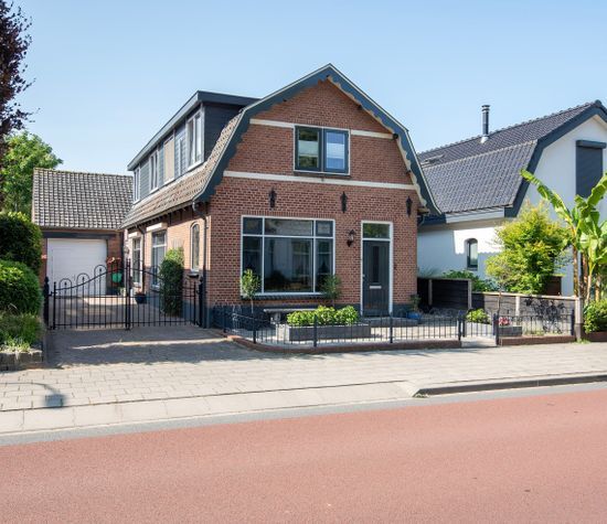 Stationsstraat 9, Putten