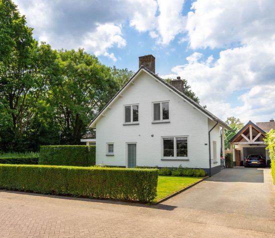 Mgr Frenkenstraat 21, Nuenen