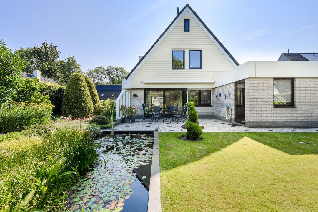 Abraham Bloemaerthoek 10, Oosterhout foto-2