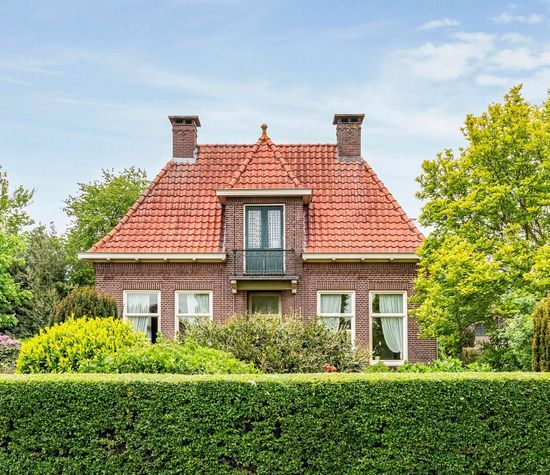 Dorpsstraat 9, Nijeveen