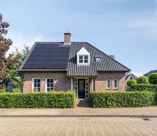 Opper 14, Uden