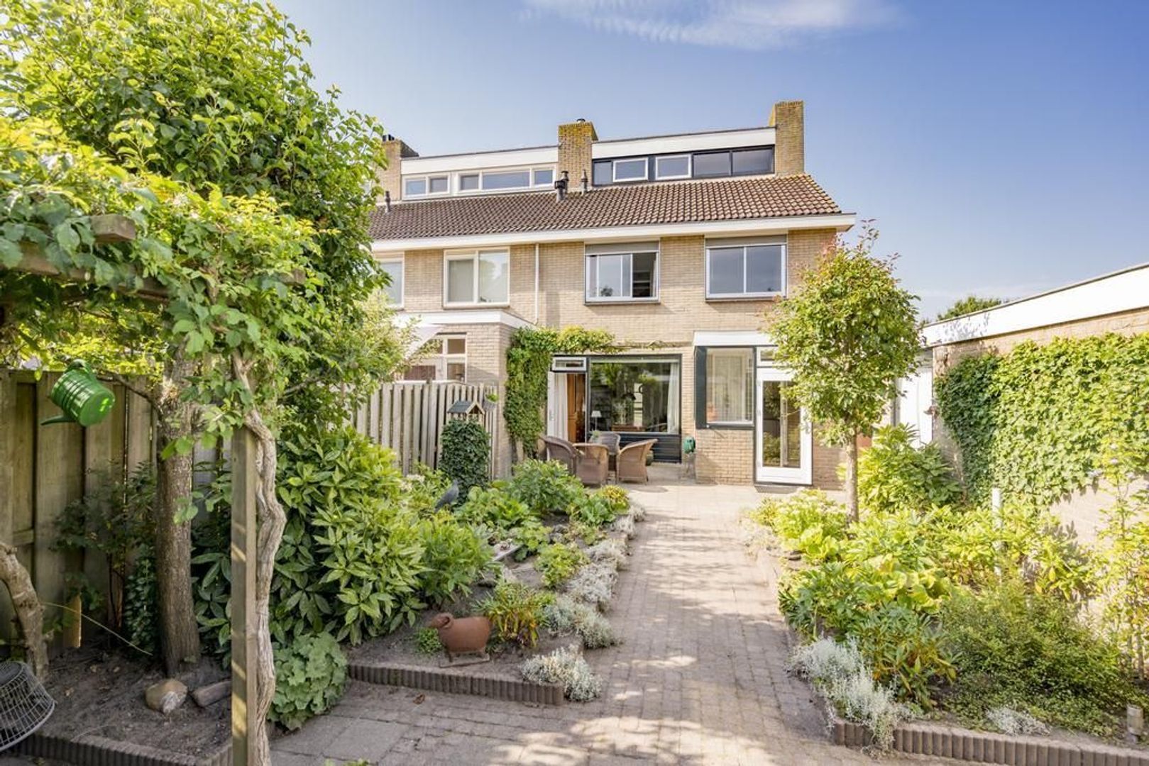 Van Oldenbarneveltstraat 27, Nijkerk foto-35