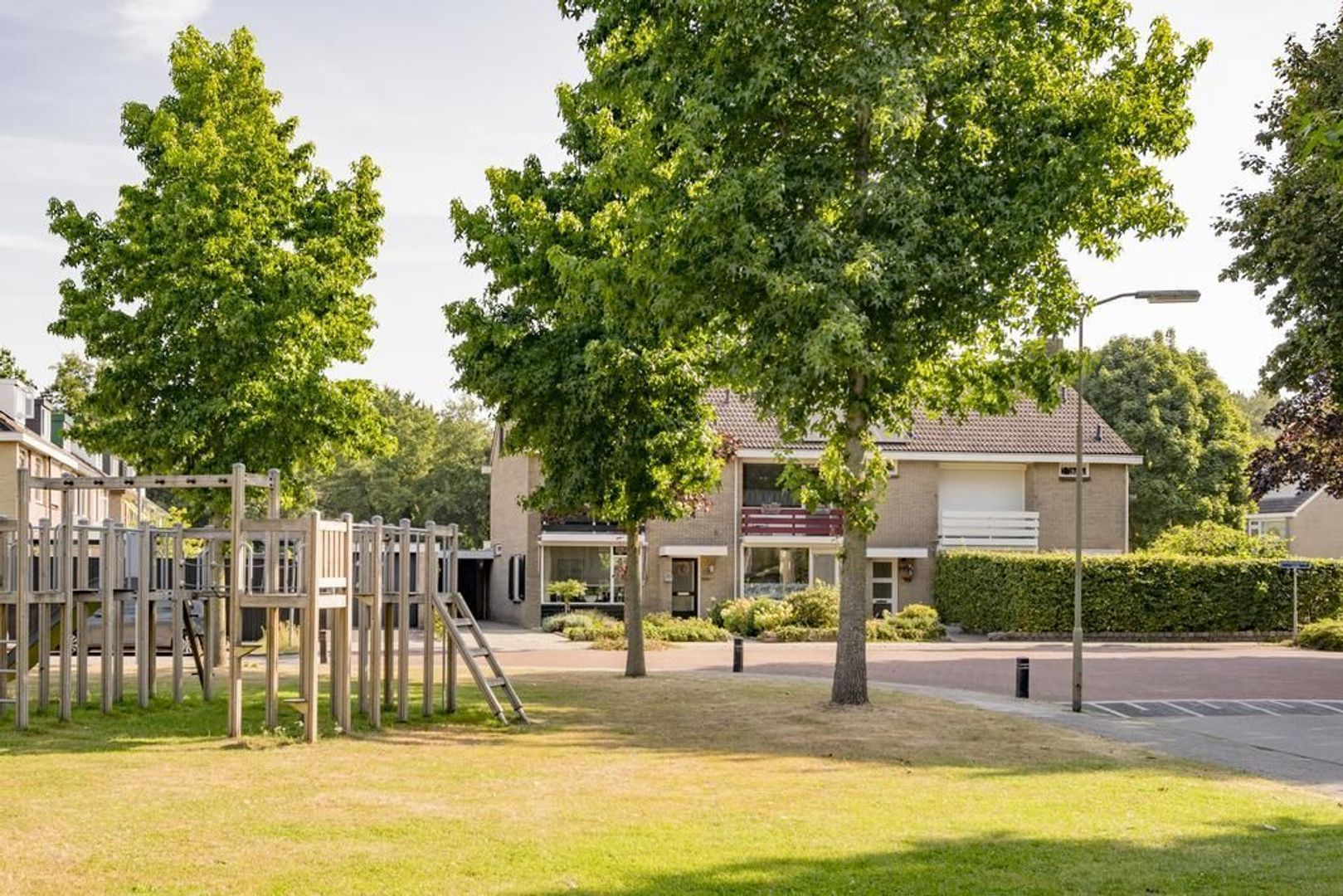 Van Oldenbarneveltstraat 27, Nijkerk foto-44