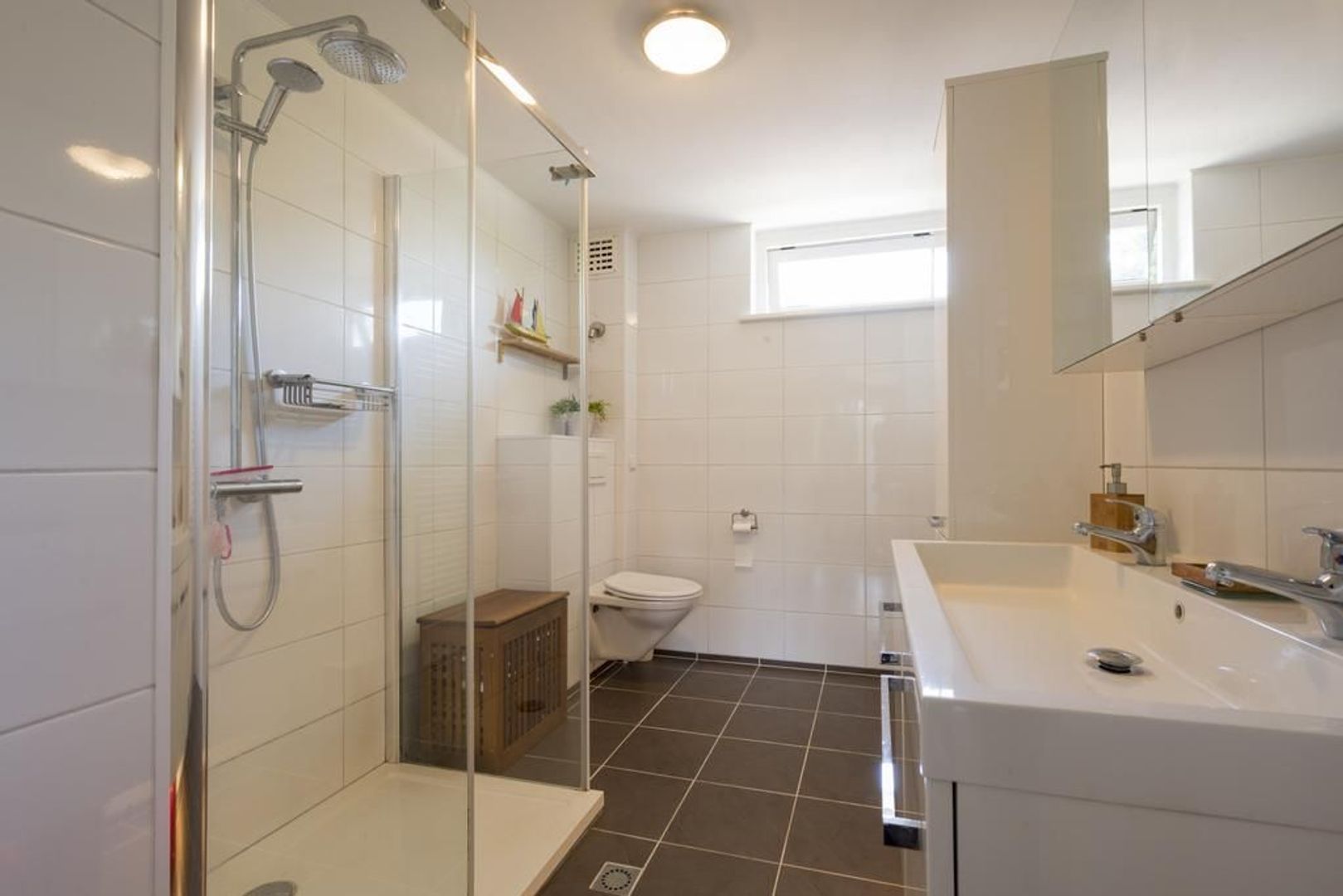 Van Oldenbarneveltstraat 27, Nijkerk foto-17