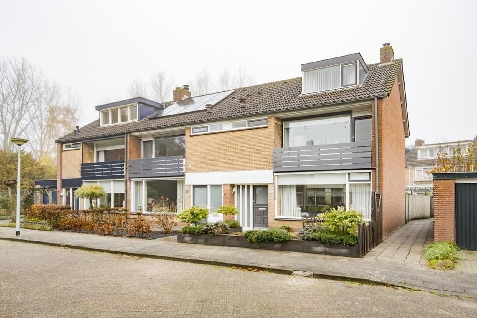 Steenbeek 70, Nijkerk foto-0