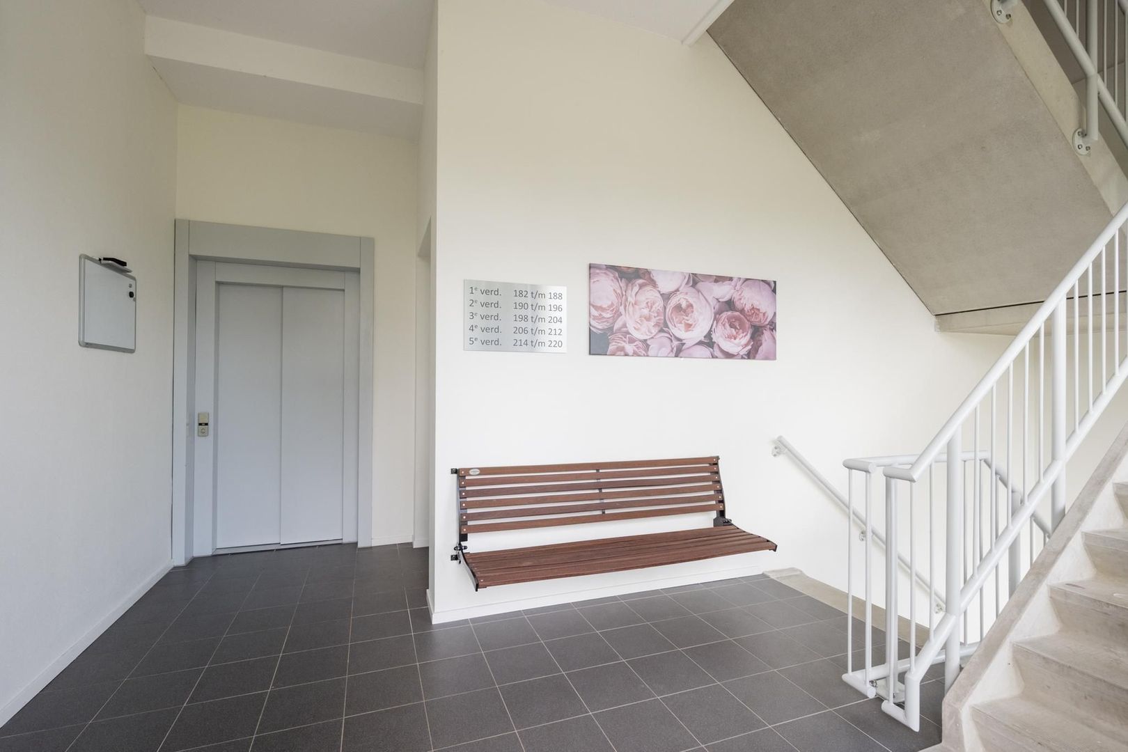 Zijdevlinder 214, Nijkerk foto-22