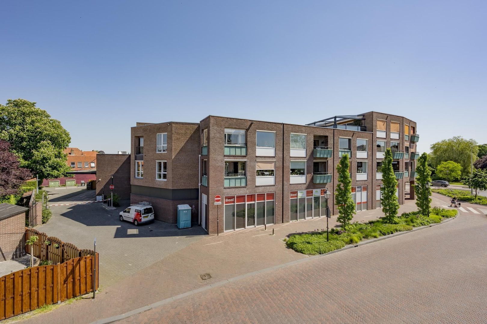 Wheemplein 63, Nijkerk foto-0