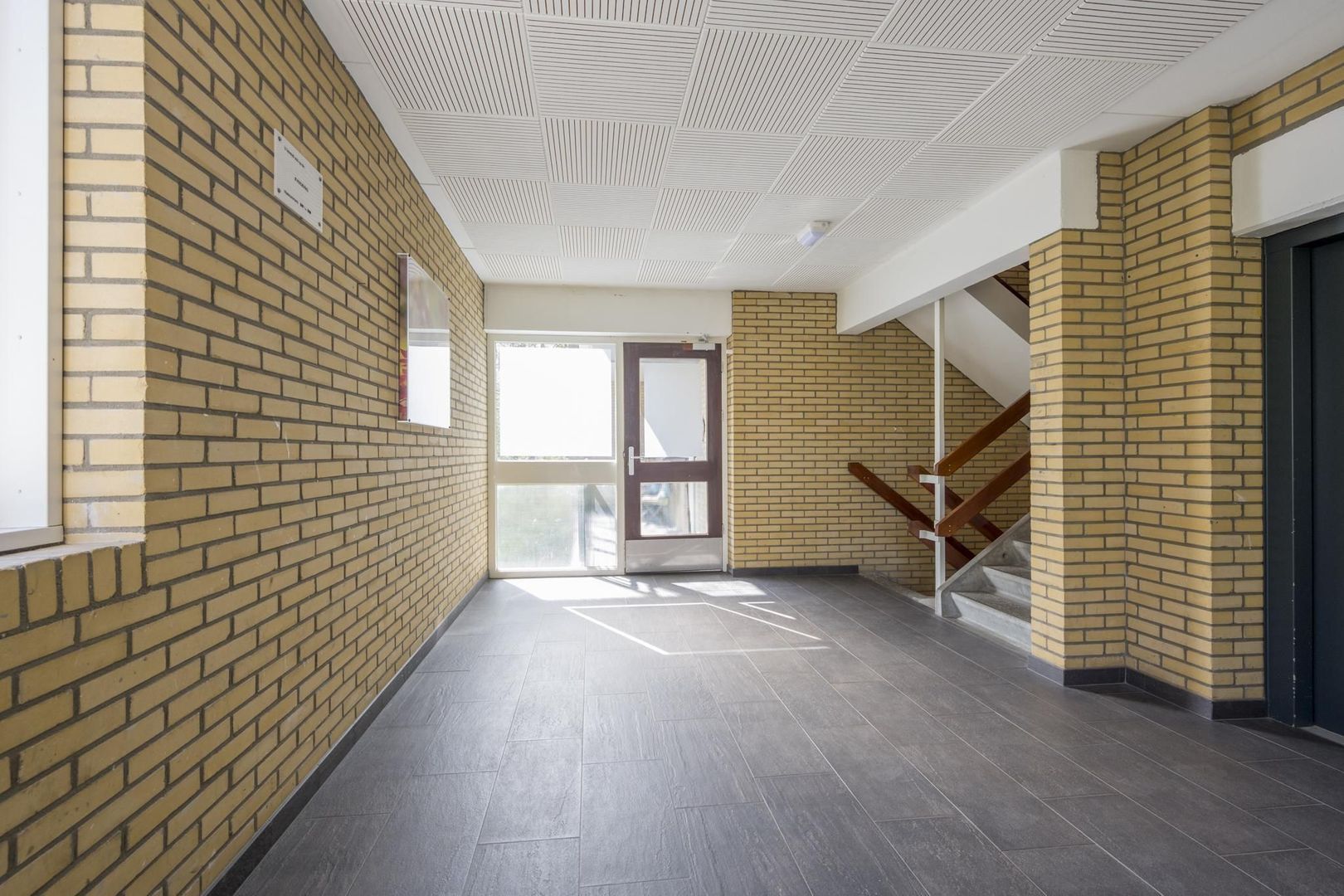Van Oldenbarneveltstraat 511, Nijkerk foto-31