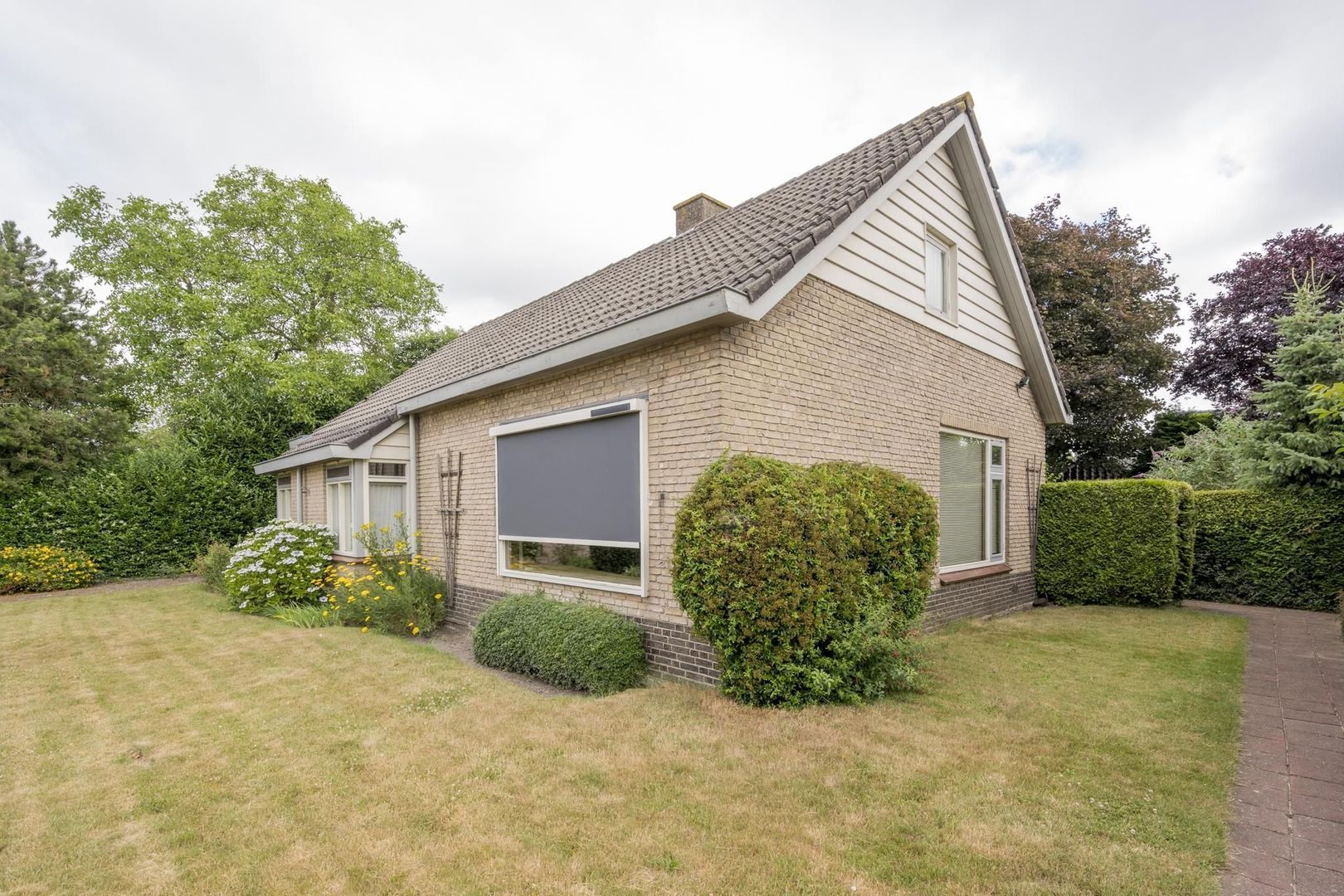 Van Twillerstraat 16, Nijkerk foto-29