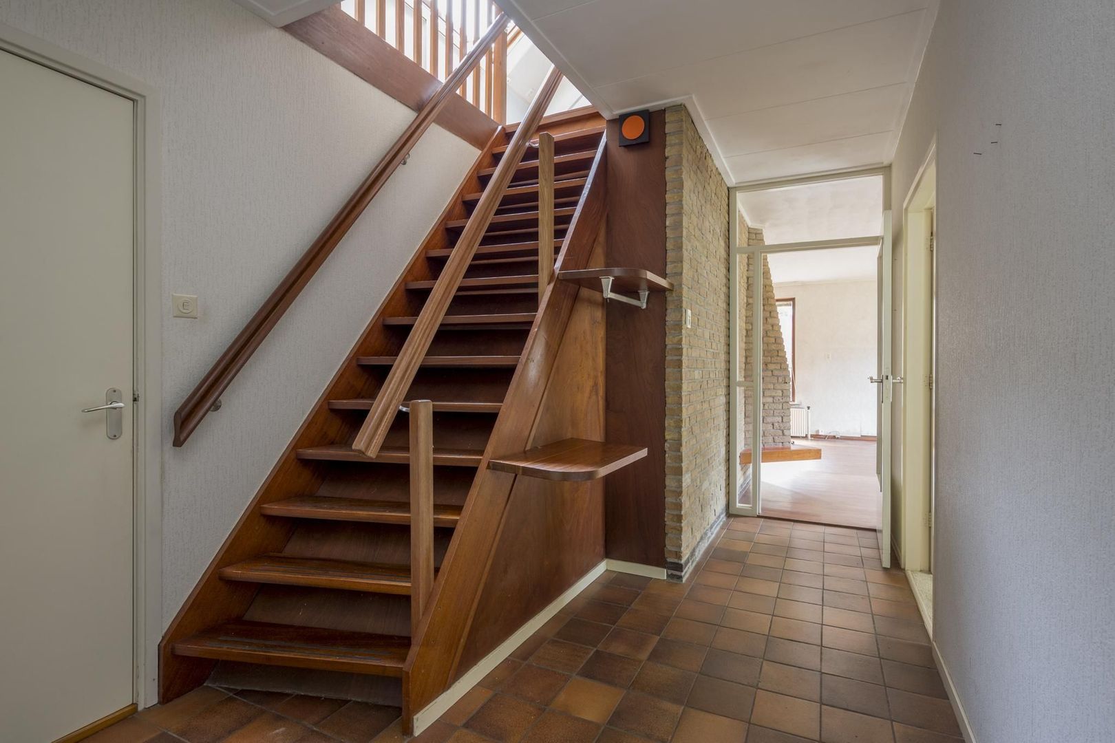 Van Twillerstraat 16, Nijkerk foto-15