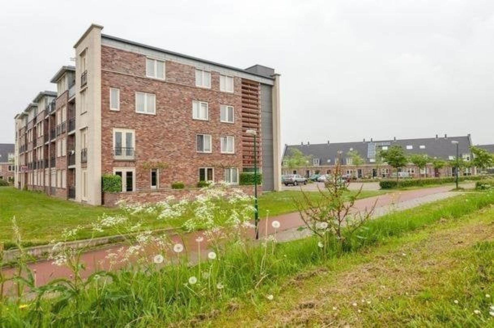 Gevelsteen, Houten foto-0