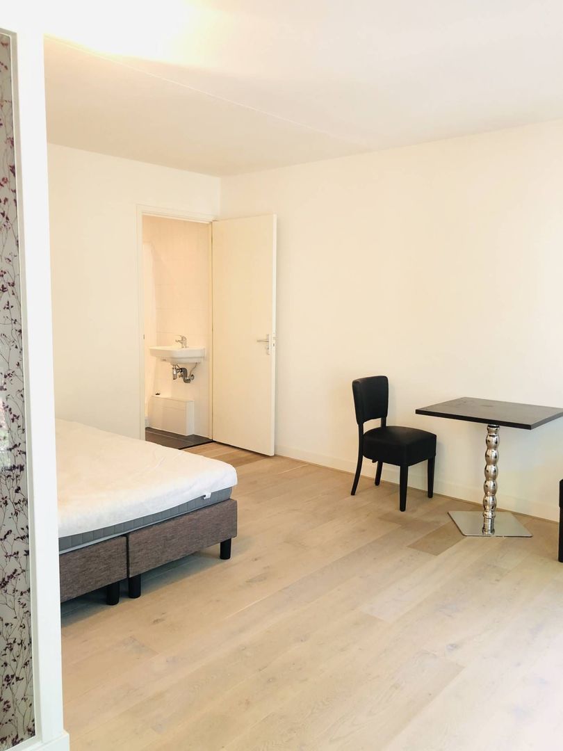 Jodenbreestraat, Amsterdam foto-14