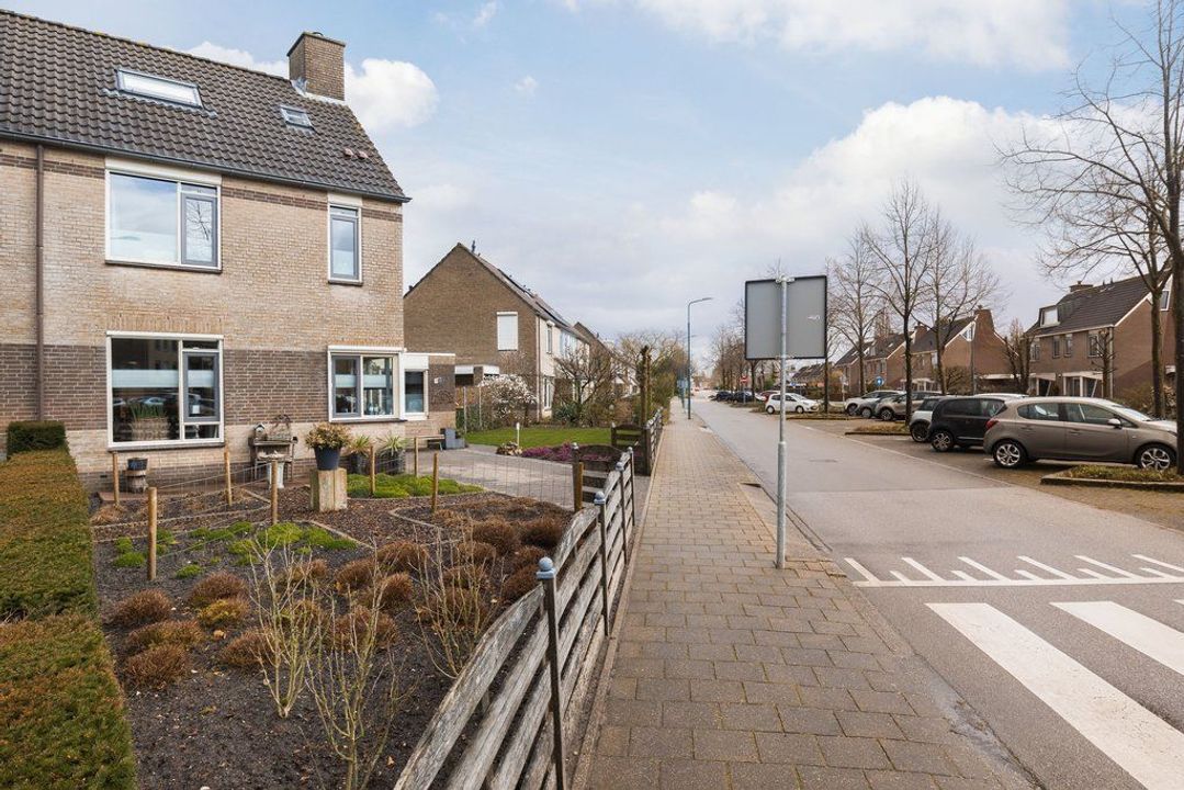 Componistensingel 127, Veenendaal foto-small