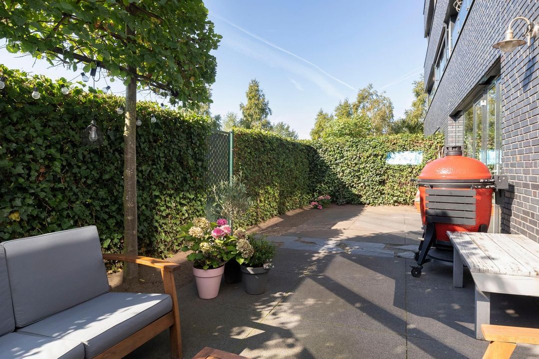 Erasmusstraat 101, Veenendaal foto-small