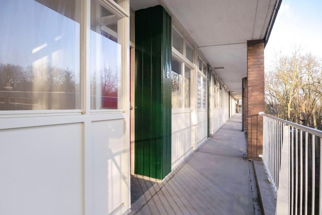 Anna van Burenlaan 210, Ede foto-small
