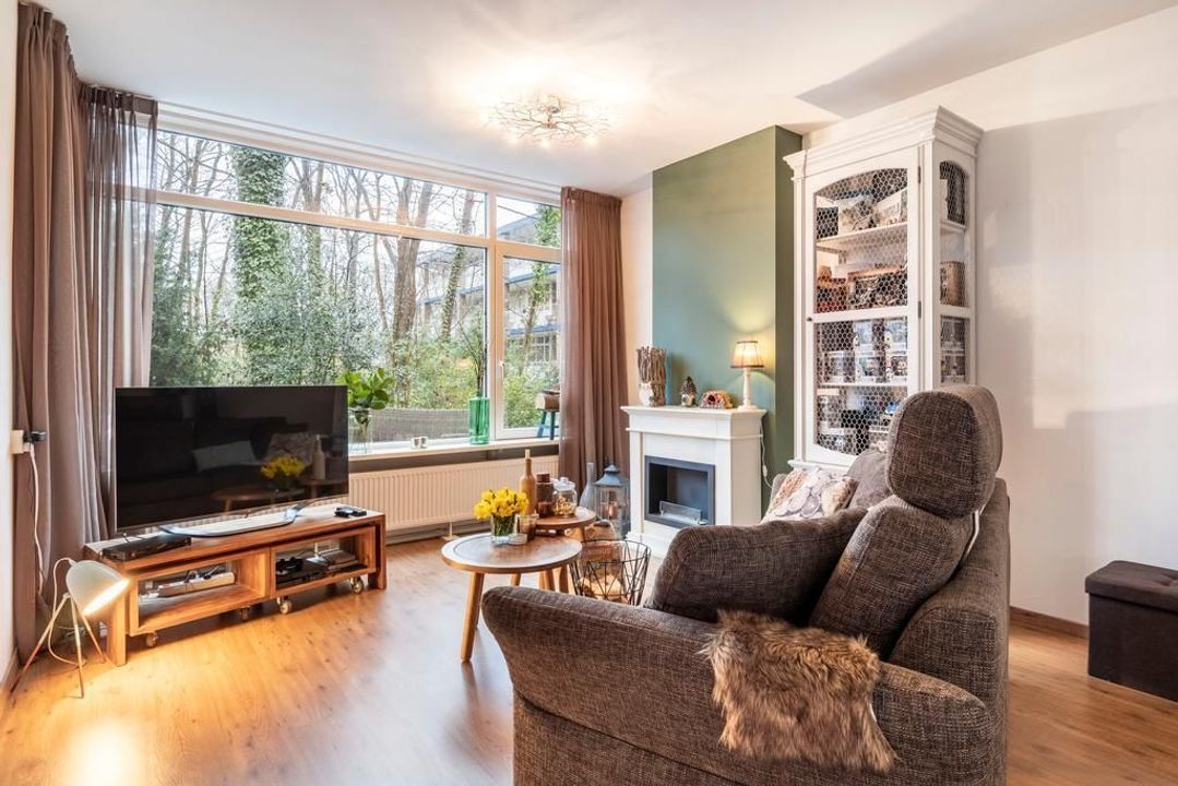 Anna van Burenlaan 36, Ede foto-small