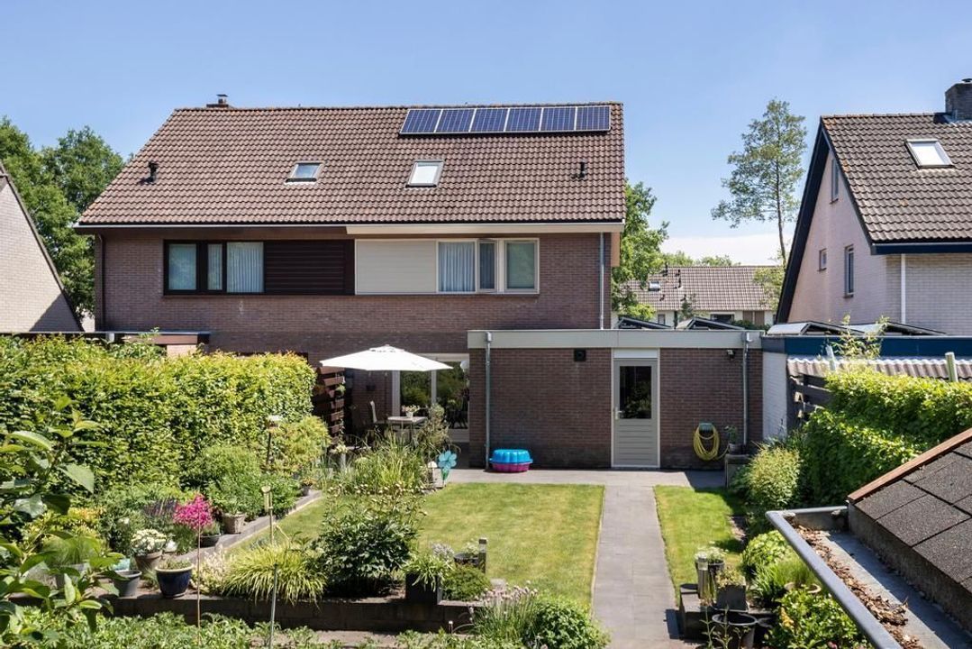 Tuinfluiter 13, Veenendaal foto-small
