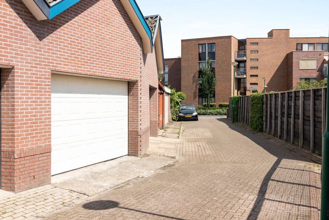 Prins Bernhardlaan 210, Veenendaal foto-small