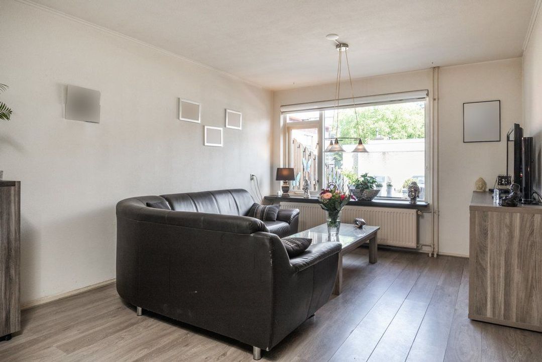 Hollandia 6, Veenendaal foto-small