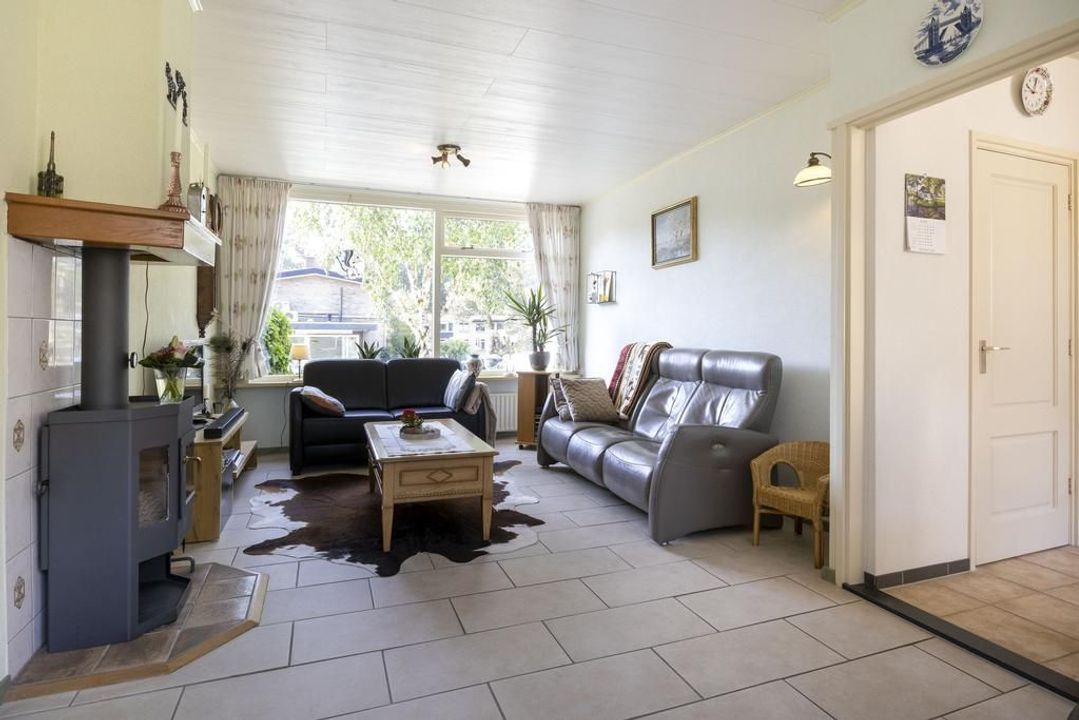 Buurtscheuterlaan 47, Ede foto-small