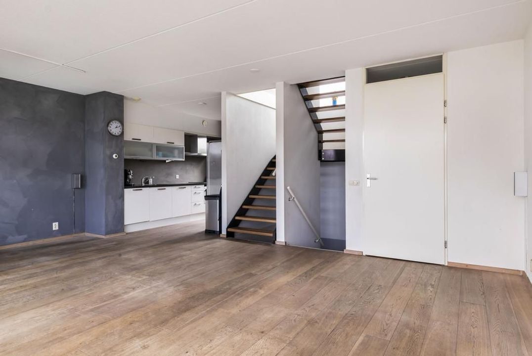 Hugo de Grootstraat 15, Veenendaal foto-small