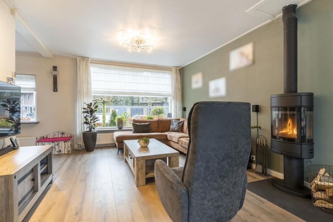 van Heutszlaan 39, Ede foto-small
