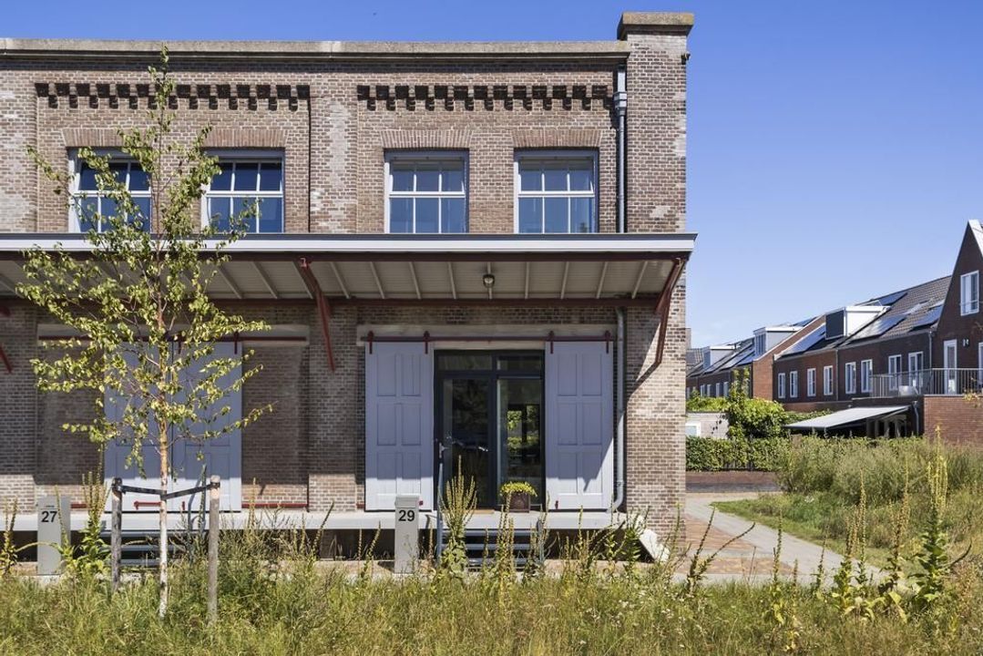 Enkalaan 29, Ede foto-small