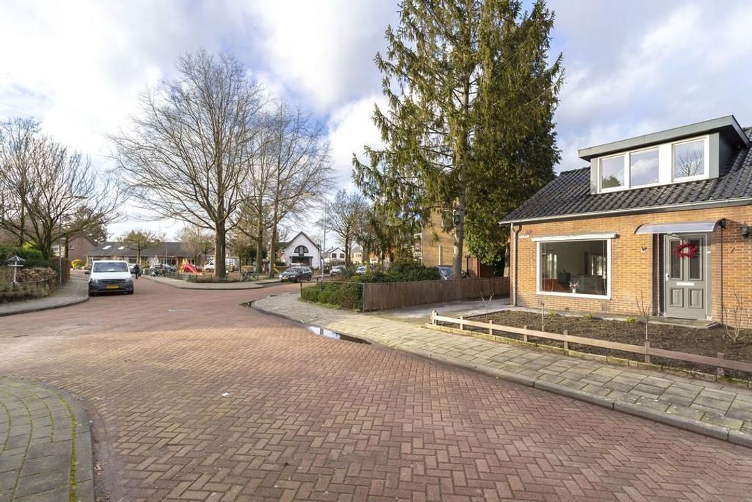 Eikenlaan 7, Bennekom foto-small
