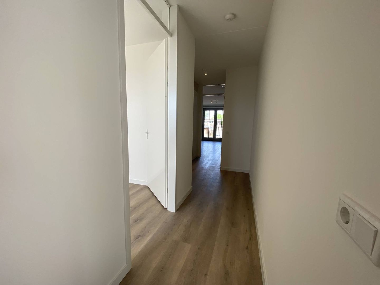 Provincialeweg, Veldhoven foto-1 blur