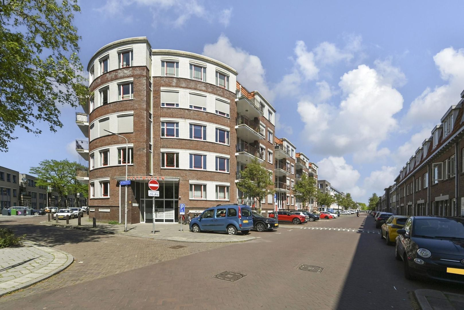 Kloosterkade 23, Delft foto-0 blur