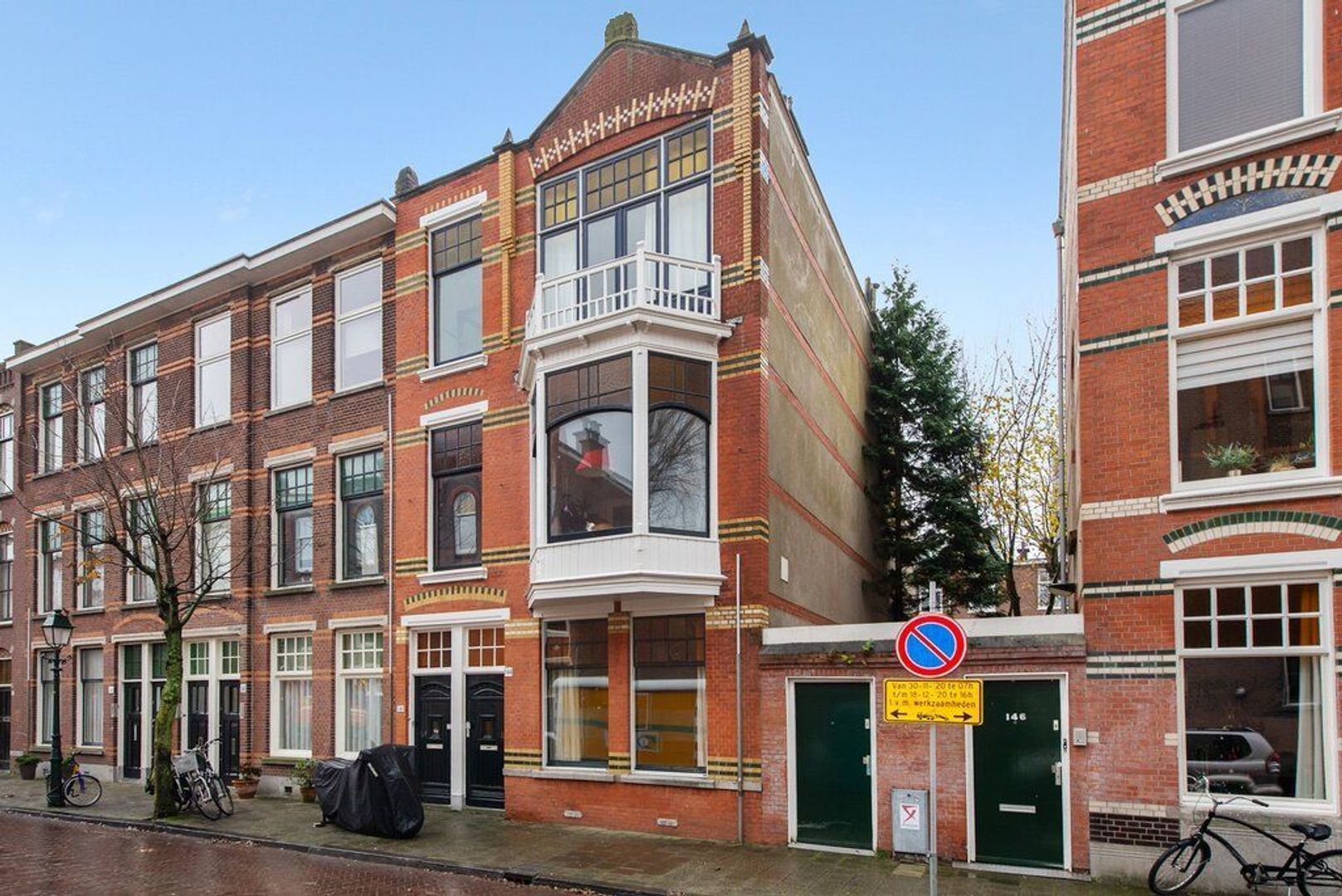 Van Loostraat 144, Den Haag foto-1 blur