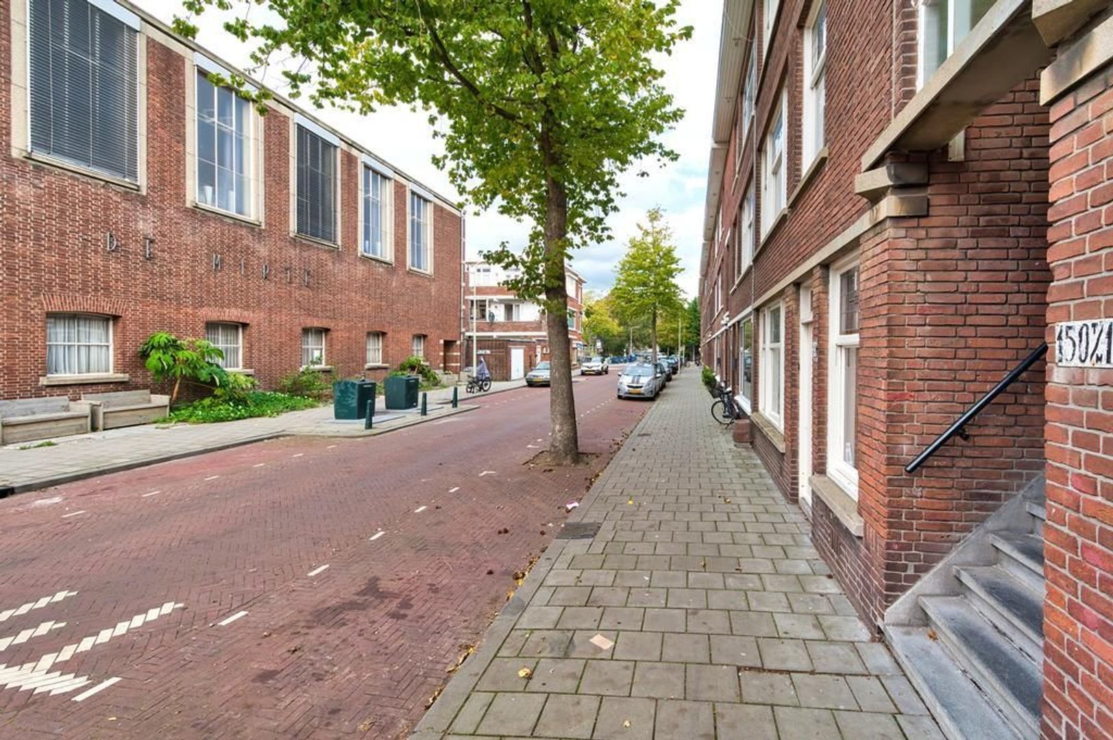 Vier Heemskinderenstraat 156, Den Haag foto-1 blur