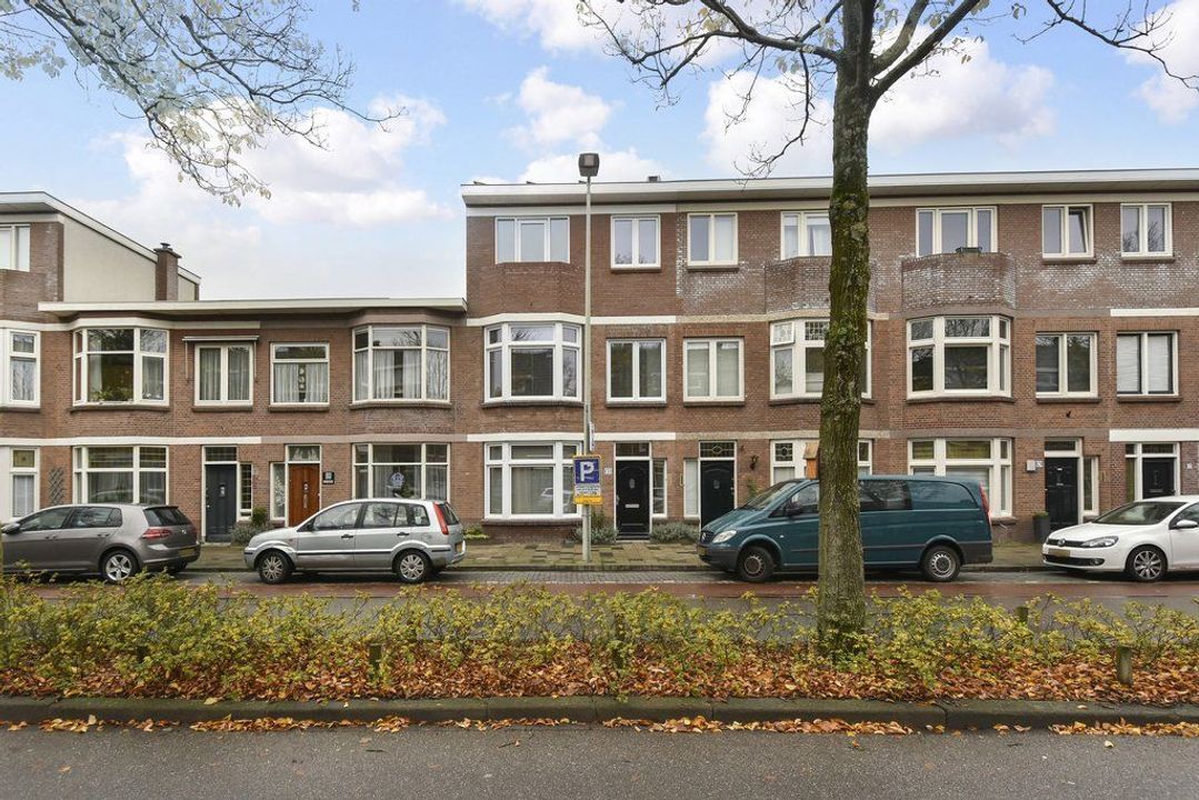 Laan van Eik en Duinen 133, Den Haag