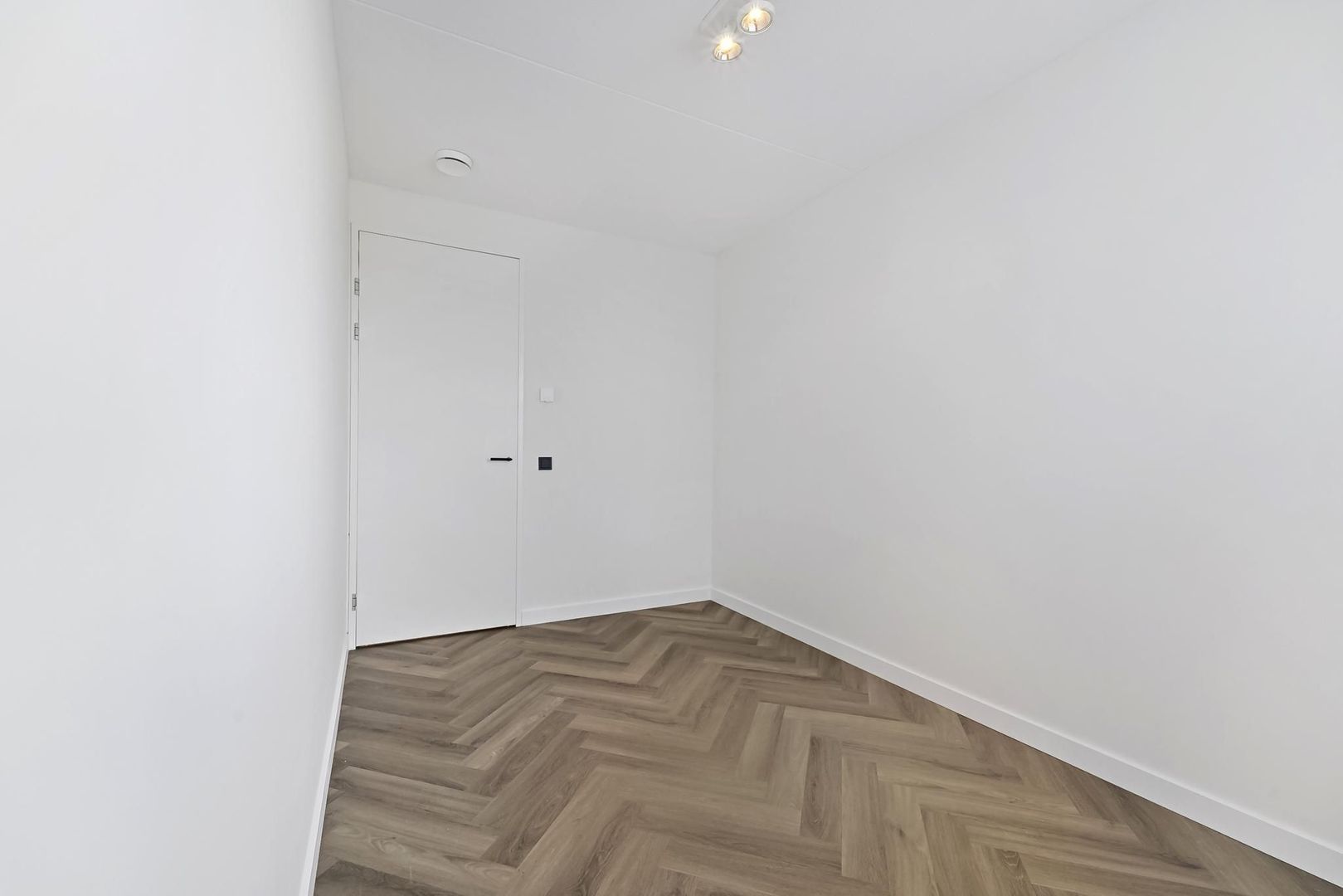 Treilerdwarsweg 98, Den Haag foto-21 blur