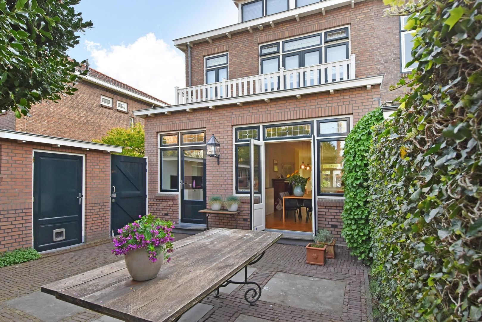 Laan van Rustenburg 22, Voorburg foto-2 blur
