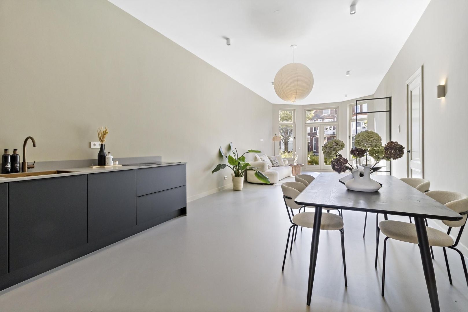Laan van Meerdervoort 387, Den Haag foto-10 blur