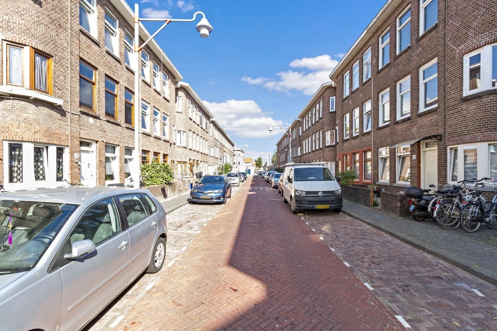 Larensestraat 130, Den Haag foto-19 blur
