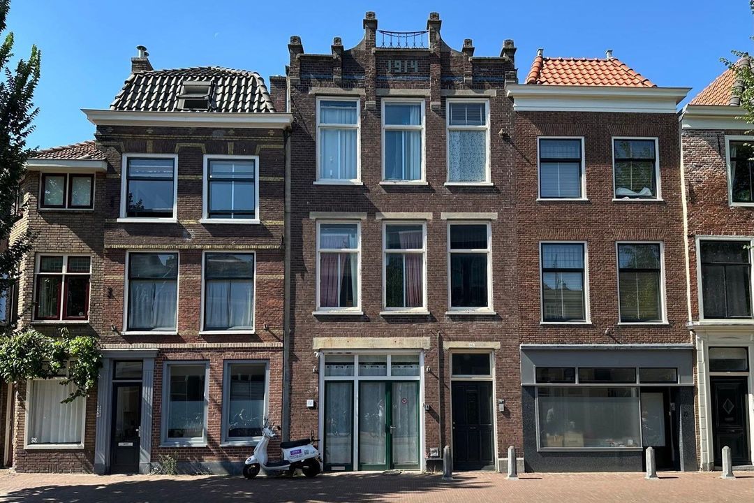 Hooigracht 70, Leiden