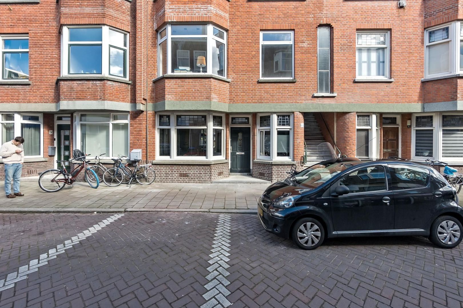 Volkerakstraat 56, Den Haag foto-40 blur