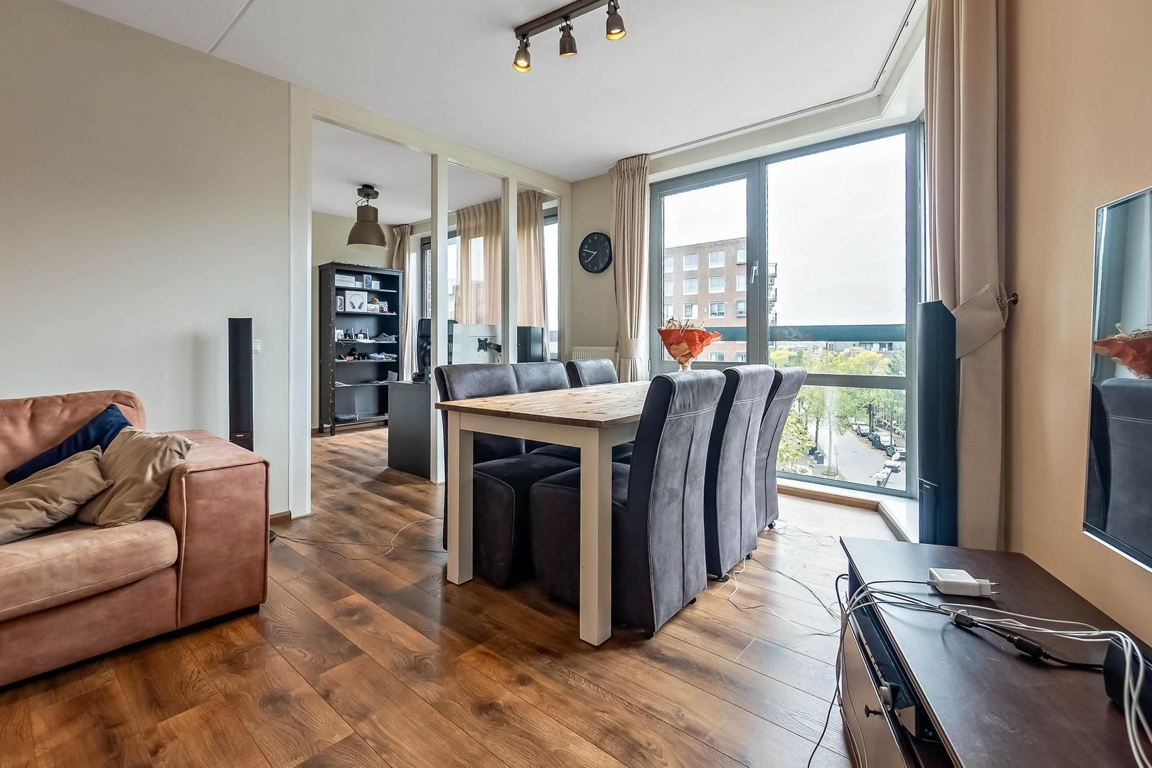 Pieter Oosterhuisstraat 75, Amsterdam foto-23 blur
