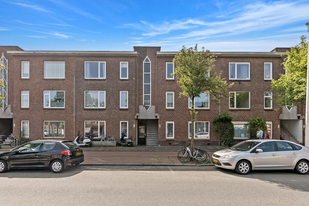 Escamplaan 48, Den Haag